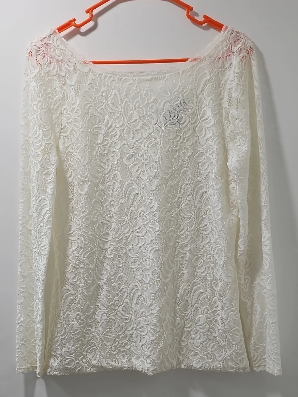 NWOT White House Black Market Ivory Lace Boatneck Top Medium
